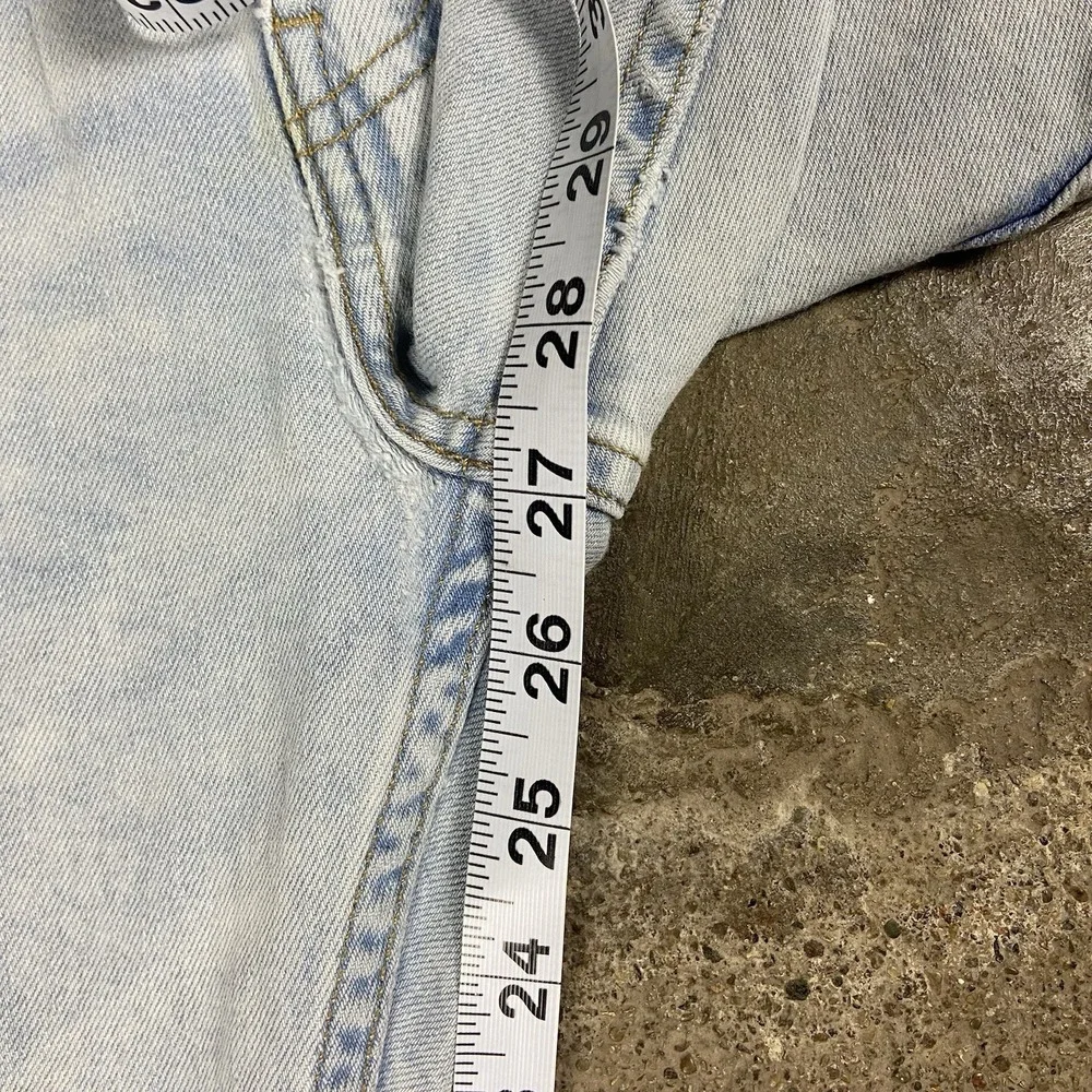 Levi's 502 Jeans Size 36x30 Blue Denim Light Wash Tapered Fit Casual